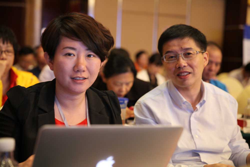 参加会议代表3